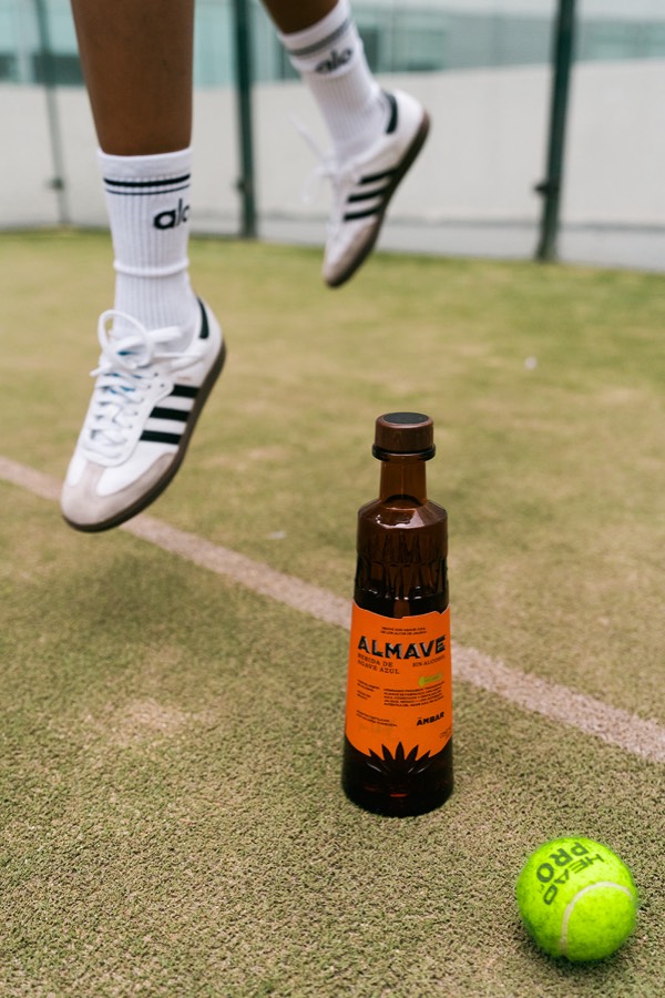 Almave product shoot on the padel court